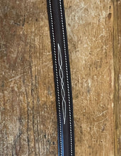 Load image into Gallery viewer, Aramas Fancy Raised Standing Martingale
