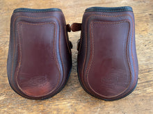 Load image into Gallery viewer, Beval All-Leather Equitation Boots, Hind Size 3 (Pre-Owned)
