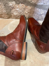 Load image into Gallery viewer, Parlanti Custom Brown Boots with Sting Ray detail
