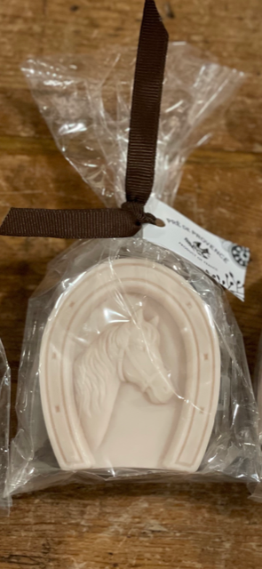 Gift Soap Horseshoe Almond